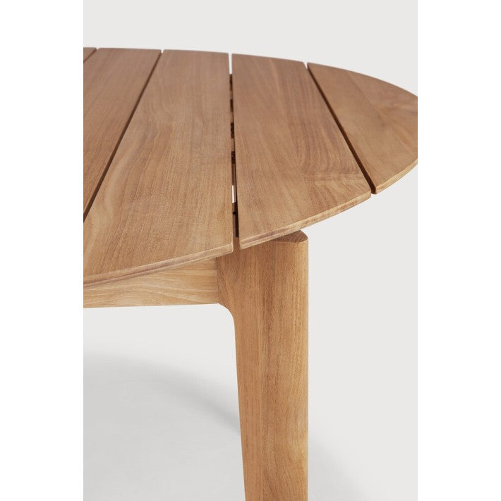 Mesa de jardín Bok en teca de Ethnicraft - vista lateral | Nomad Interiors