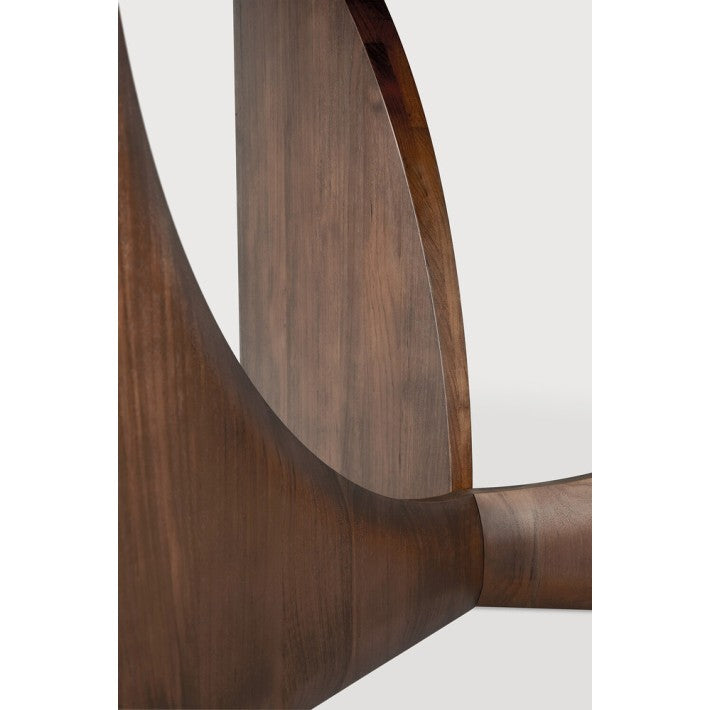 Mesa Geometric Teca Marrón de Ethnicraft - textura | Nomad Interiors