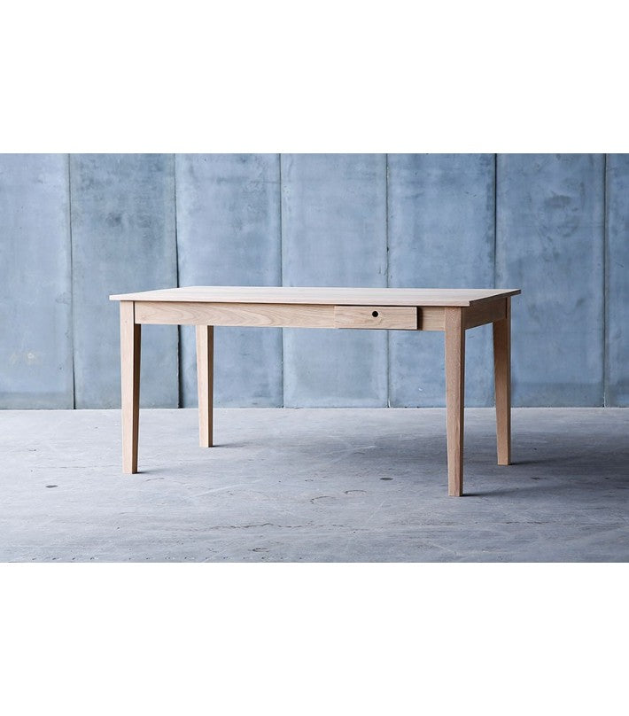 Mesa Palmer en roble y madera de Nomad Home - detalle
