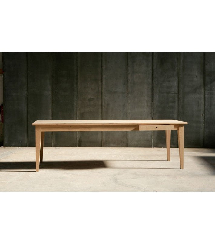 Mesa Palmer en roble y madera de Nomad Home