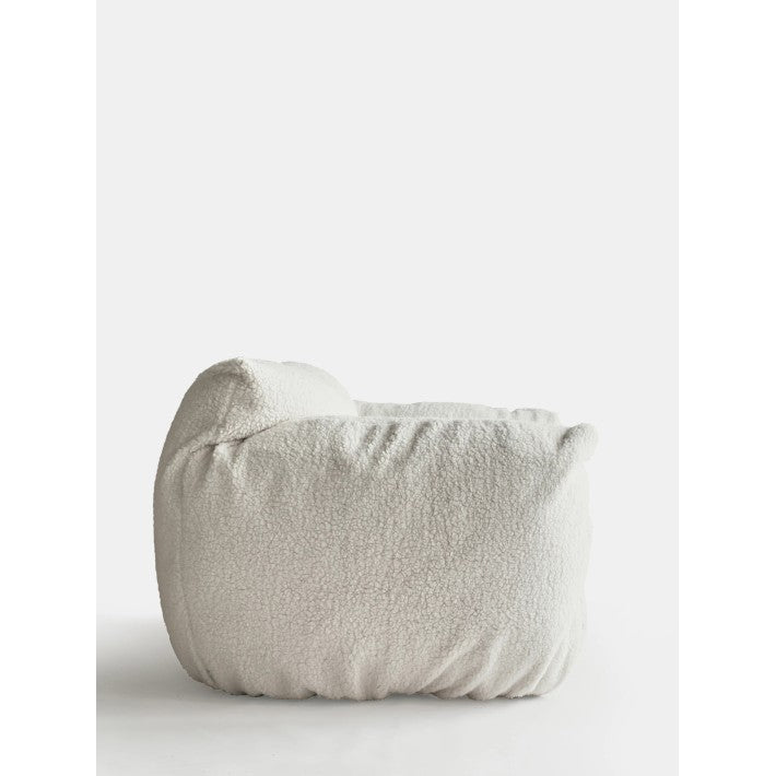 Nuvola 09 Lounge Chair - Bear Polar en fibra natural de Gervasoni - vista lateral | Nomad Interiors