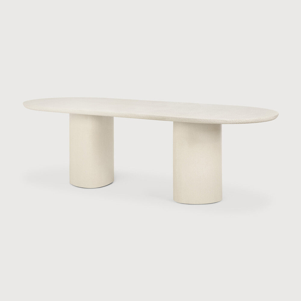 Mesa Comedor Elements 2 pies en piedra de Ethnicraft - vista 7 | Nomad Interiors