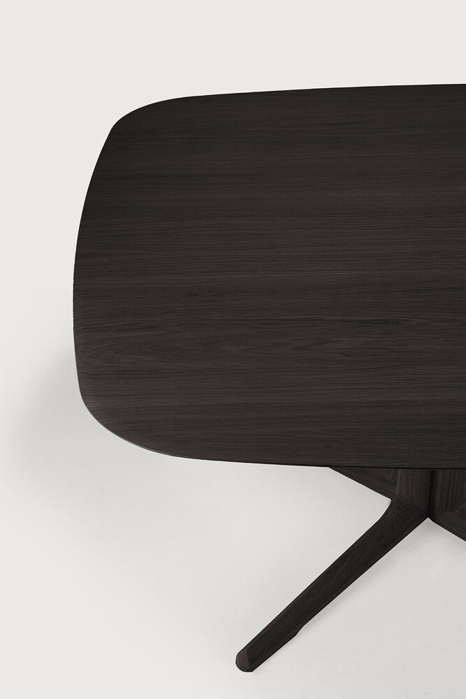 Mesa de comedor Corto en roble marrón de Ethnicraft - vista 6 | Nomad Interiors