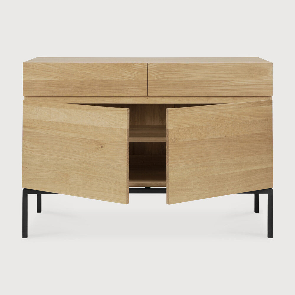 Aparador Ligna Roble de Ethnicraft - vista lateral | Nomad Interiors