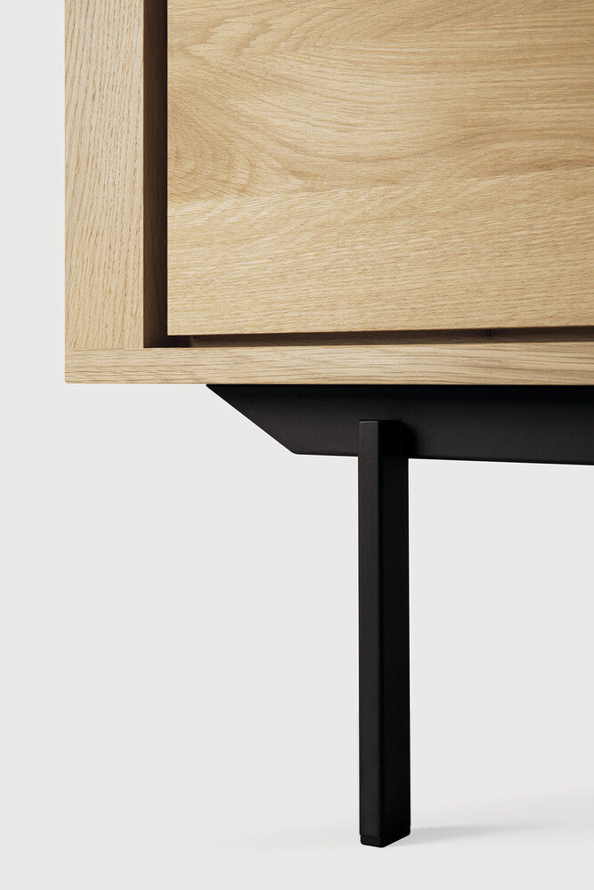 Aparador Shadow Roble de Ethnicraft - vista 10 | Nomad Interiors