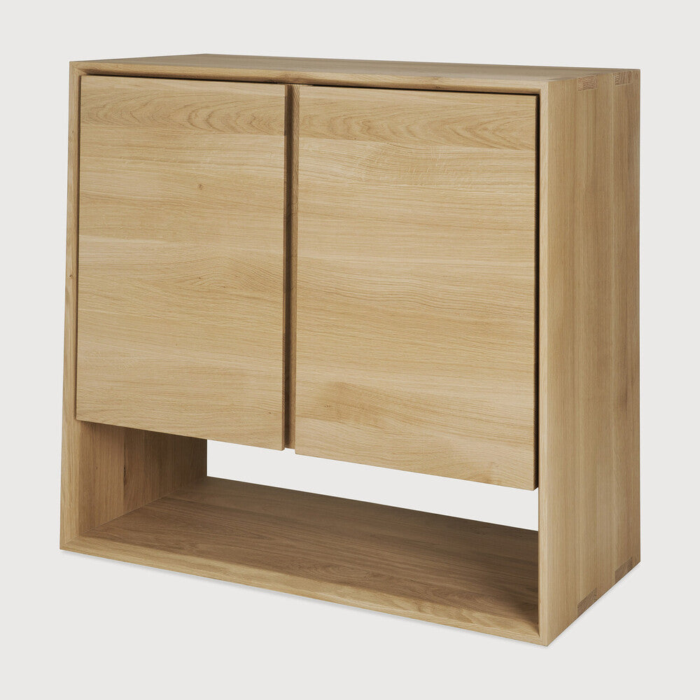 Aparador Nordic Roble de Ethnicraft - vista 13 | Nomad Interiors