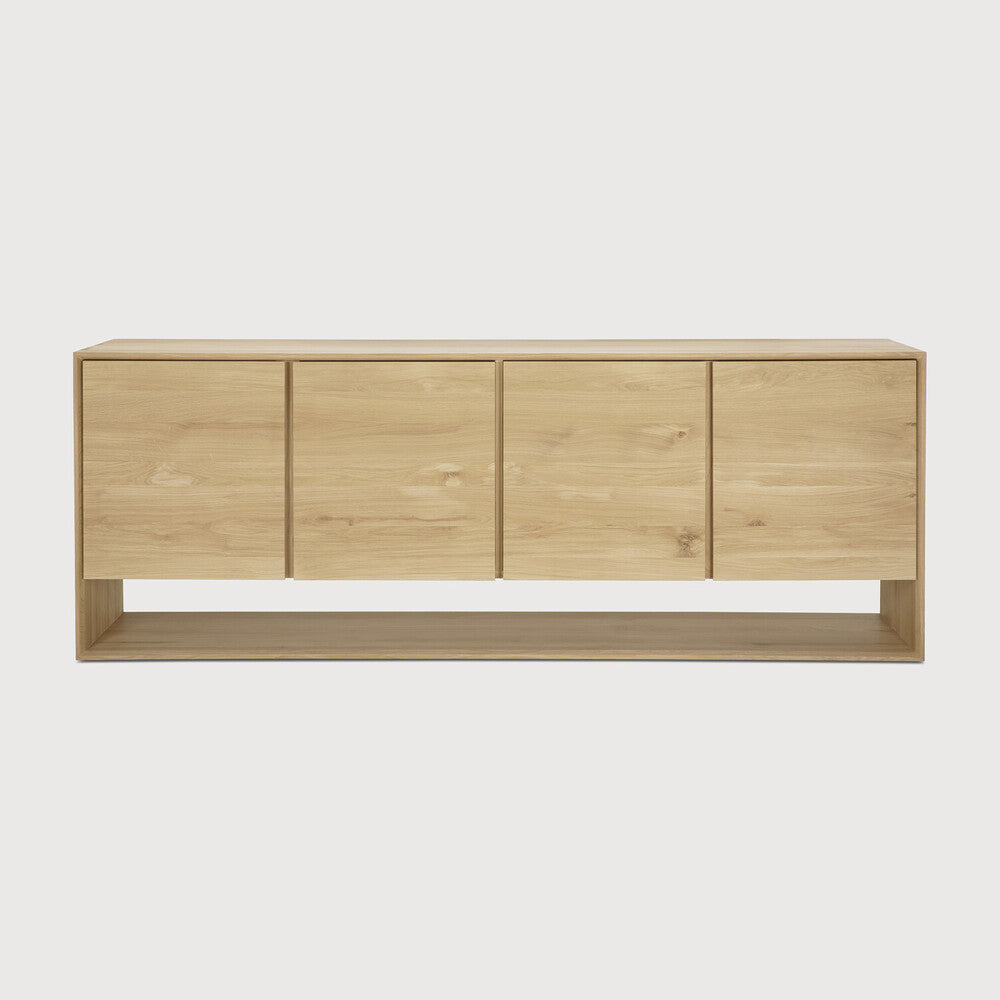 Aparador Nordic Roble de Ethnicraft - vista 16 | Nomad Interiors