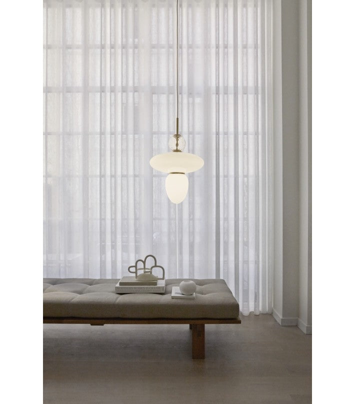 RIZZATTO 43 de Nuura - vista lateral | Nomad Interiors