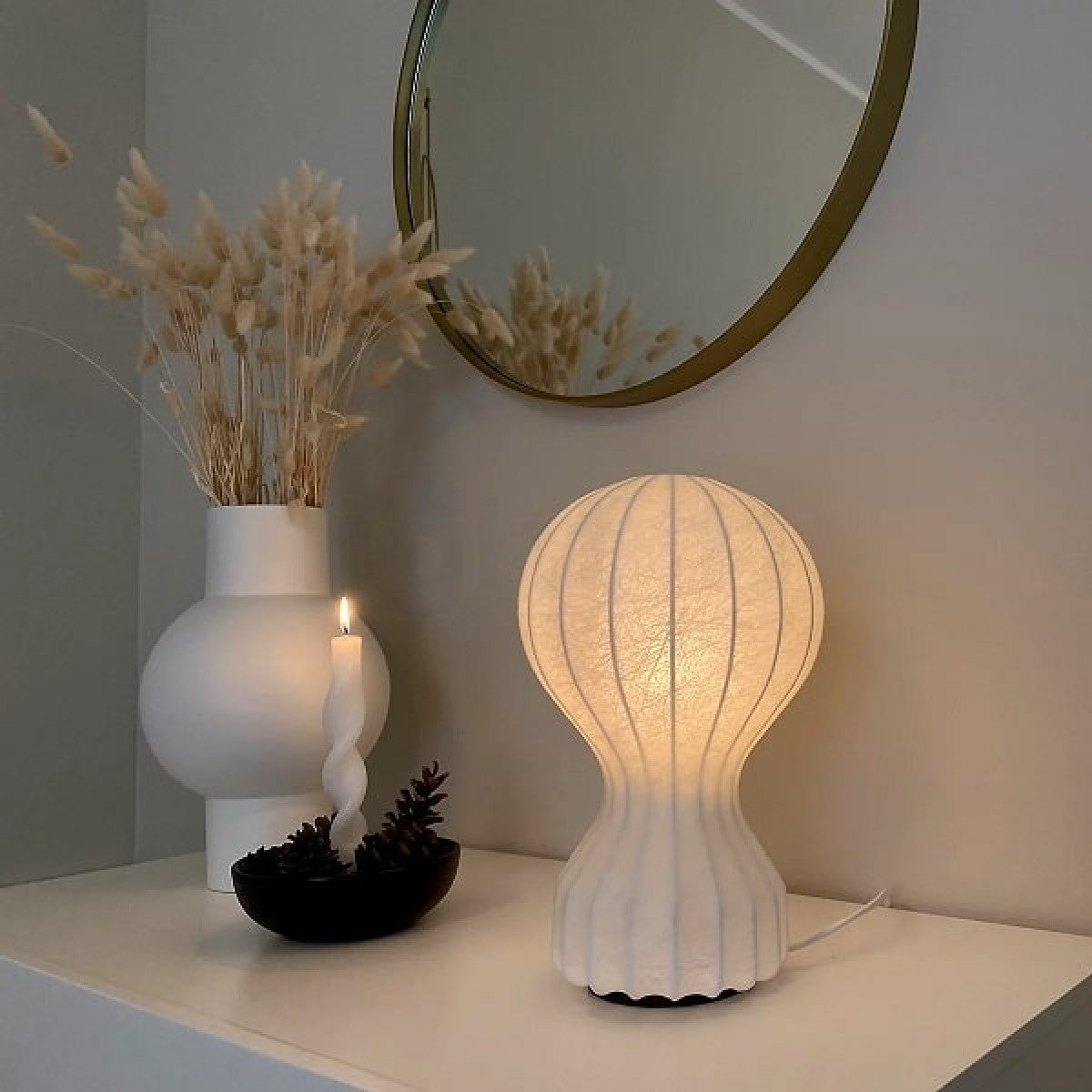 Gatto Piccolo en acero y resina de Flos - vista 7 | Nomad Interiors