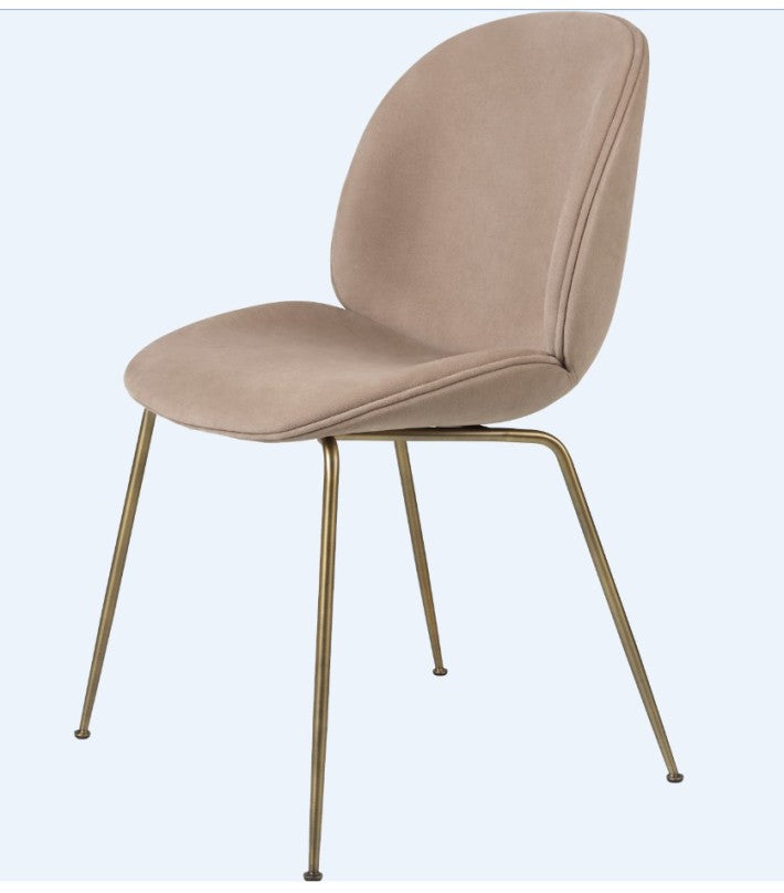 Silla Beetle Tapizada en lana de Gubi - ambiente | Nomad Interiors