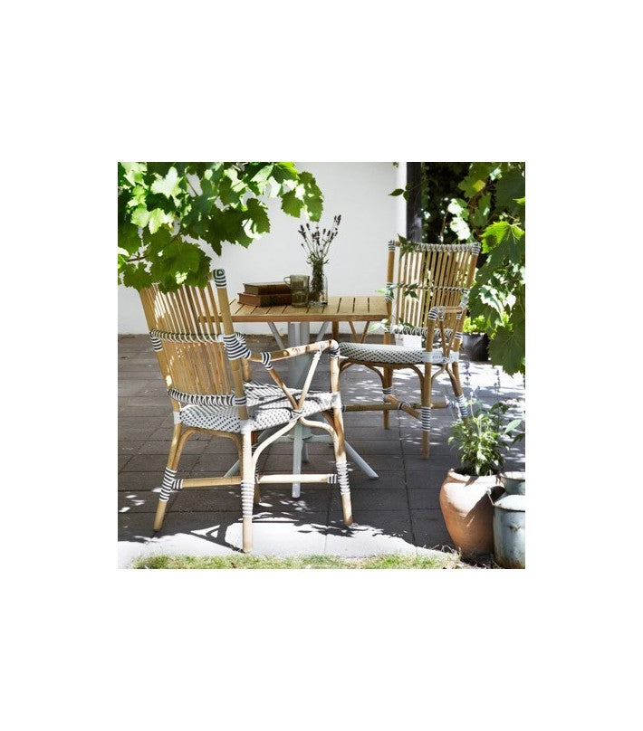 Silla Exterior Monique Arms en ratán y fibra natural de Nomad Home - detalle