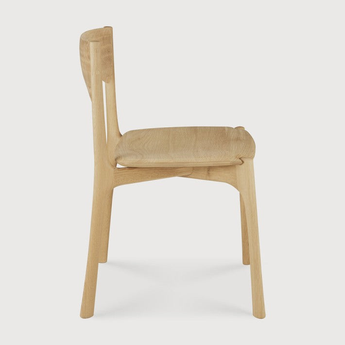 Silla Pi en roble y madera de Ethnicraft - vista lateral | Nomad Interiors