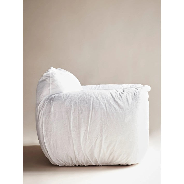 Sillón Nuvola 05  Lino Blanco en fibra natural de Gervasoni - ambiente | Nomad Interiors