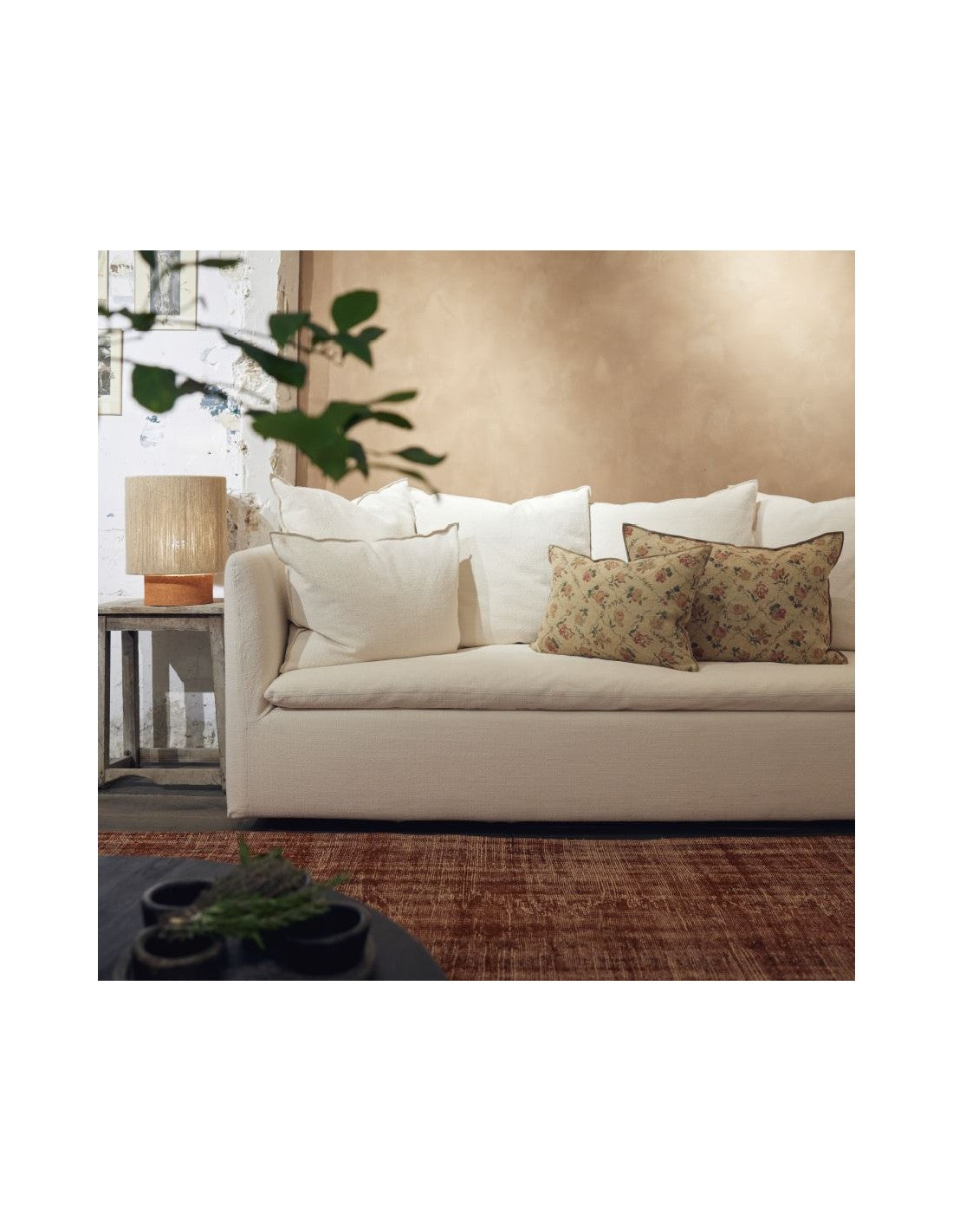 Sofá de Chenilla Blanco Boho 220 de Maison de Vacances - vista lateral | Nomad Interiors