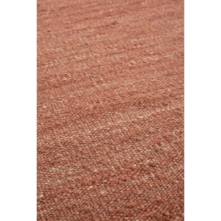 kilim Nomad en lana de Ethnicraft - vista lateral