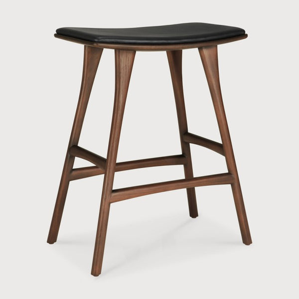 Taburete Alto Osso en teca y madera de Ethnicraft | Nomad Interiors