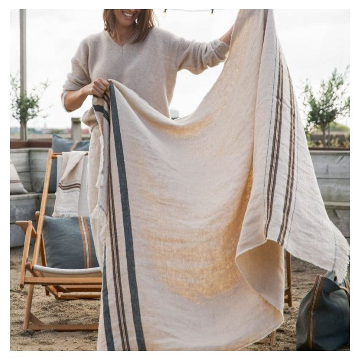 The Belgian Fouta Tinos de LIBECO - detalle | Nomad Interiors