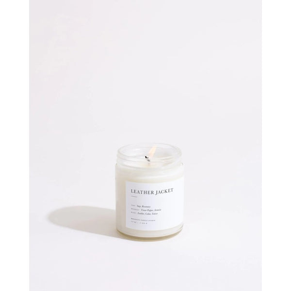 Vela Minimalist Leather Jacket en algodón y cuero de Brooklyn Candle Studio | Nomad Interiors