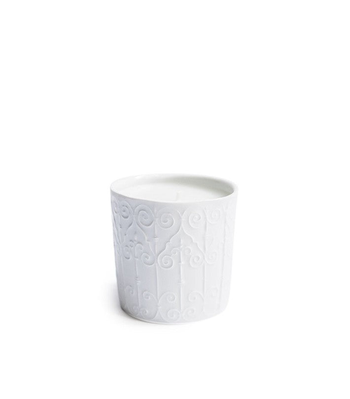 Vela perfumada Tuileries en algodón y lana de Alix D. Reynis | Nomad Interiors